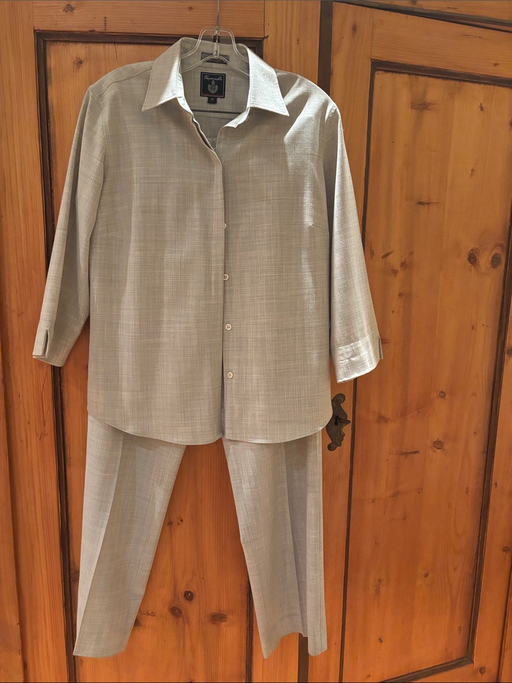 Faconnable beige pantsuit